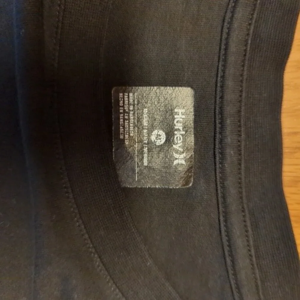 Hurley T-shirt Men's Size Medium Black Hawaiian T-Shirt Short Sleeve - Picture 6 of 7